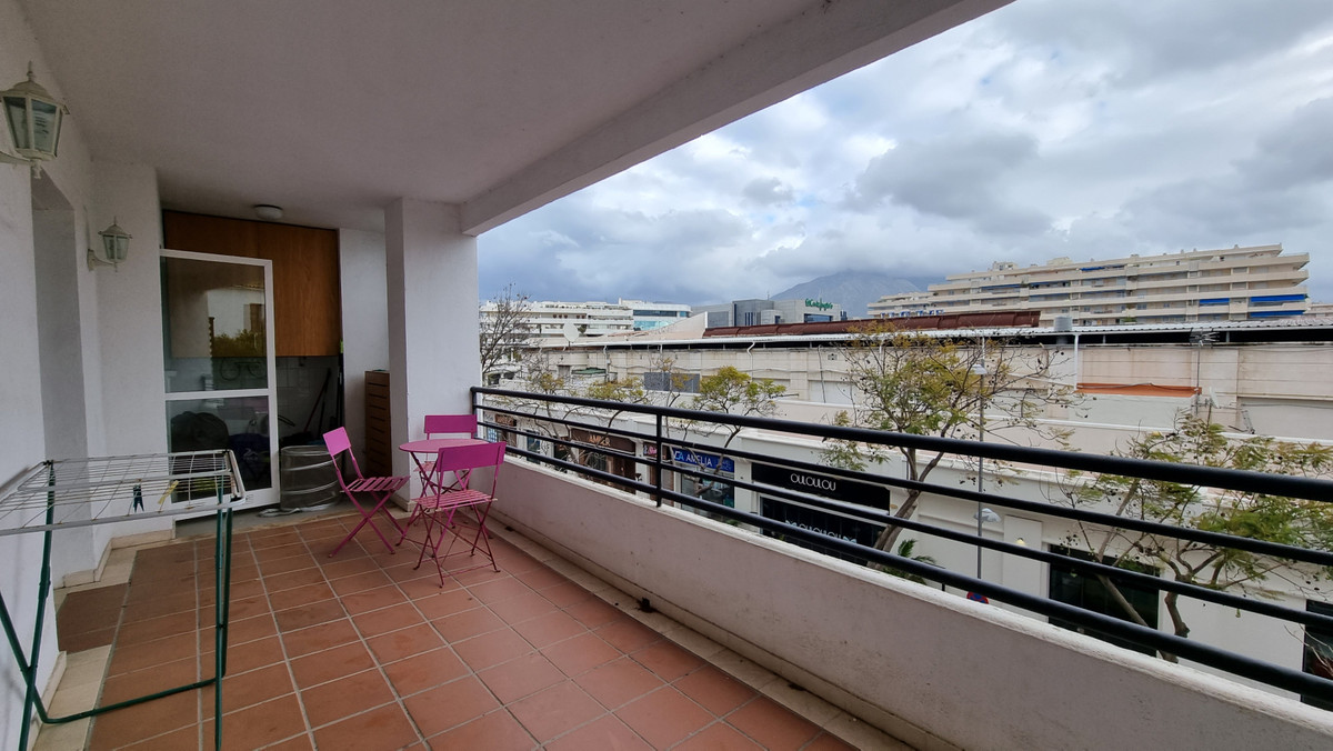 Apartment Middle Floor Puerto Banús Málaga Costa del Sol R4014574 9