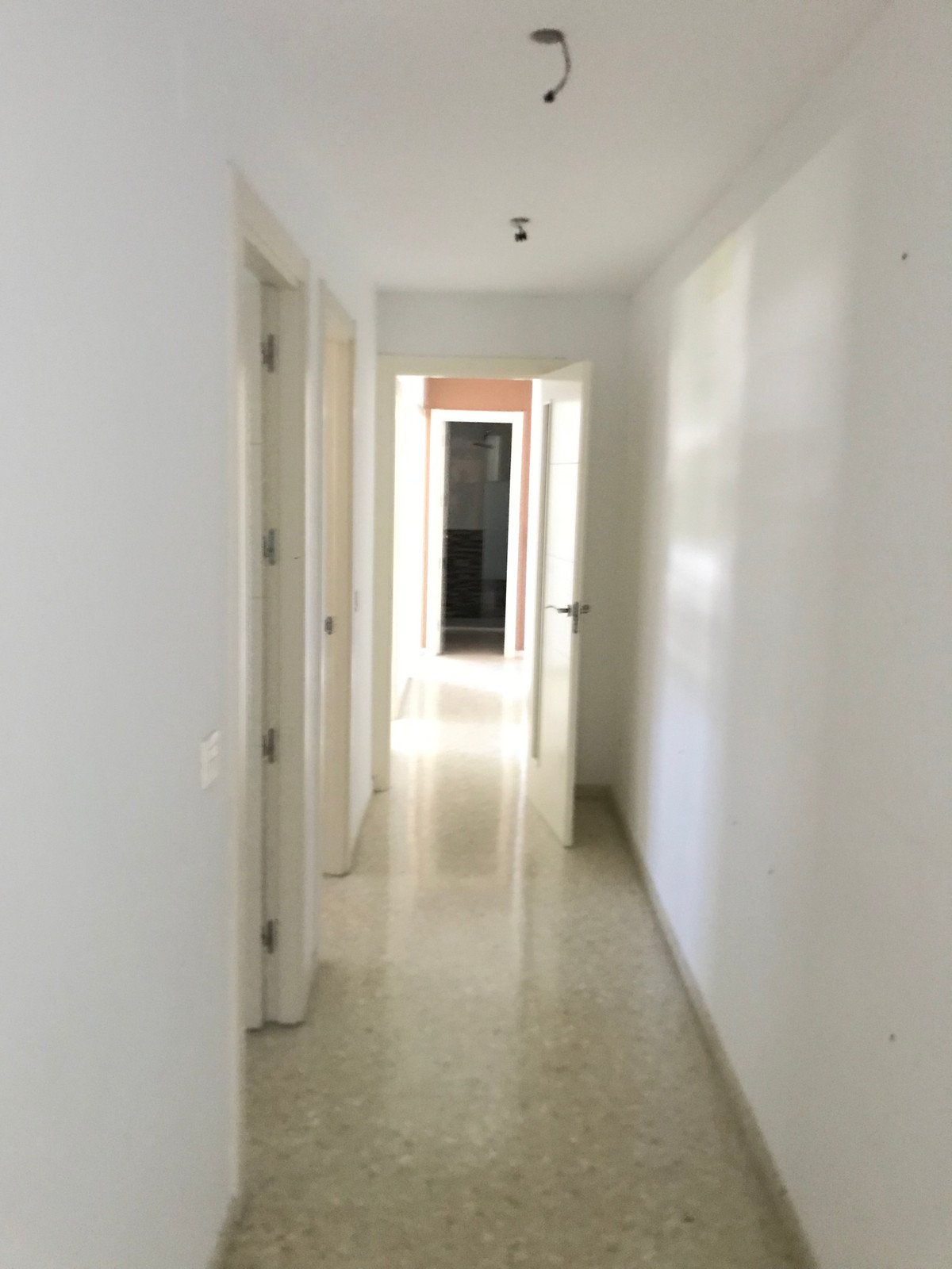 Apartamento con 4 Dormitorios en Venta San Pedro de Alcántara