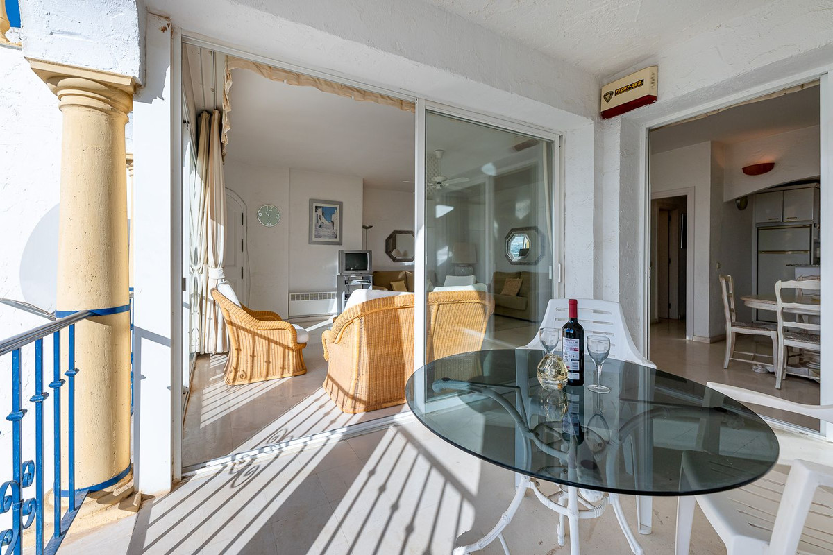Apartment Middle Floor for sale in Mijas Golf, Costa del Sol