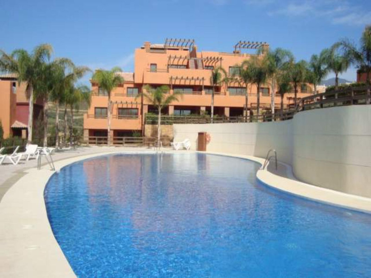 2 Bedroom Ground Floor Apartment For Sale Casares, Costa del Sol - HP4181344