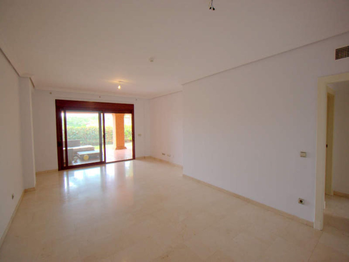 Apartment Ground Floor in Casares, Costa del Sol
