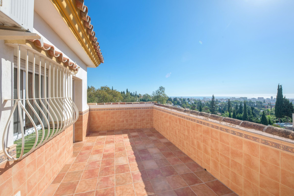 8 bedroom Villa For Sale in Mijas, Málaga - thumb 22