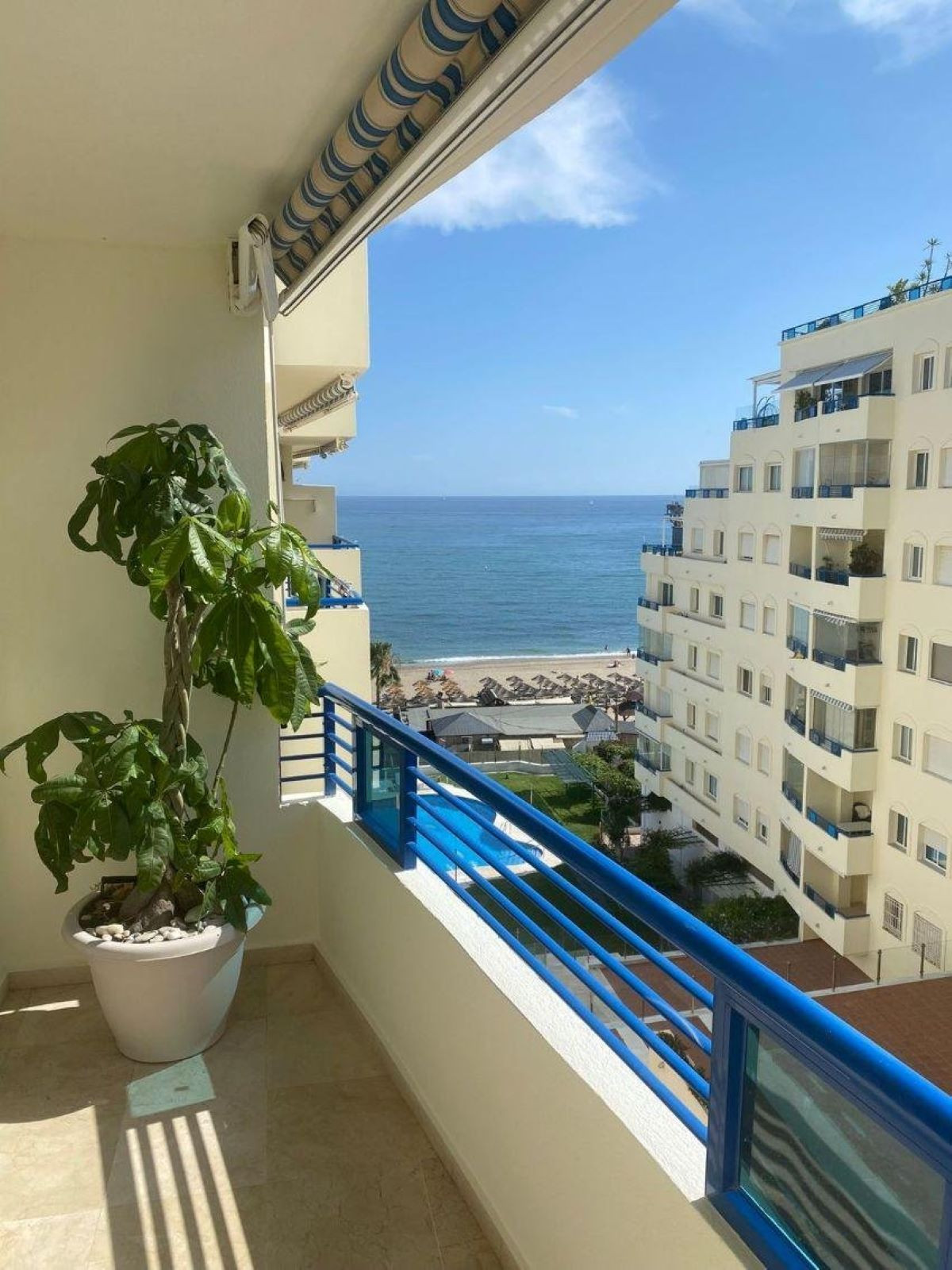 Apartment Middle Floor in Marbella, Costa del Sol
