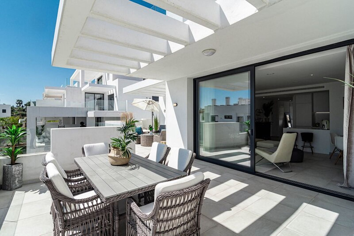 Top Floor Apartment for sale in Diana Park, Costa del Sol