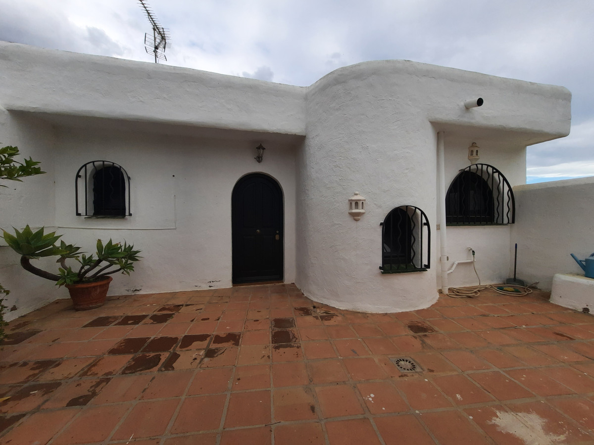 Maison Jumelée Mitoyenne à Cabopino, Costa del Sol
