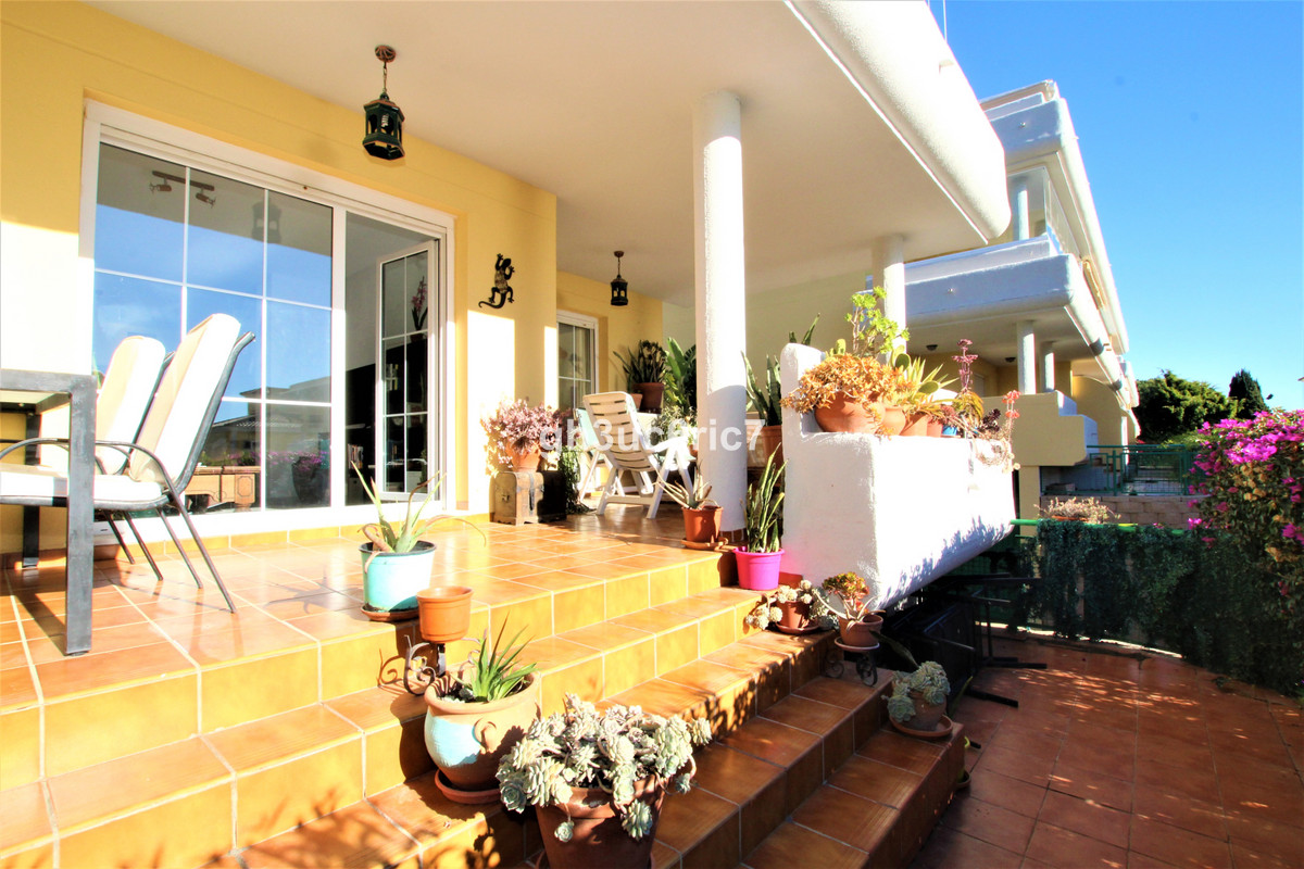 Apartamento Planta Baja en Cabopino, Costa del Sol
