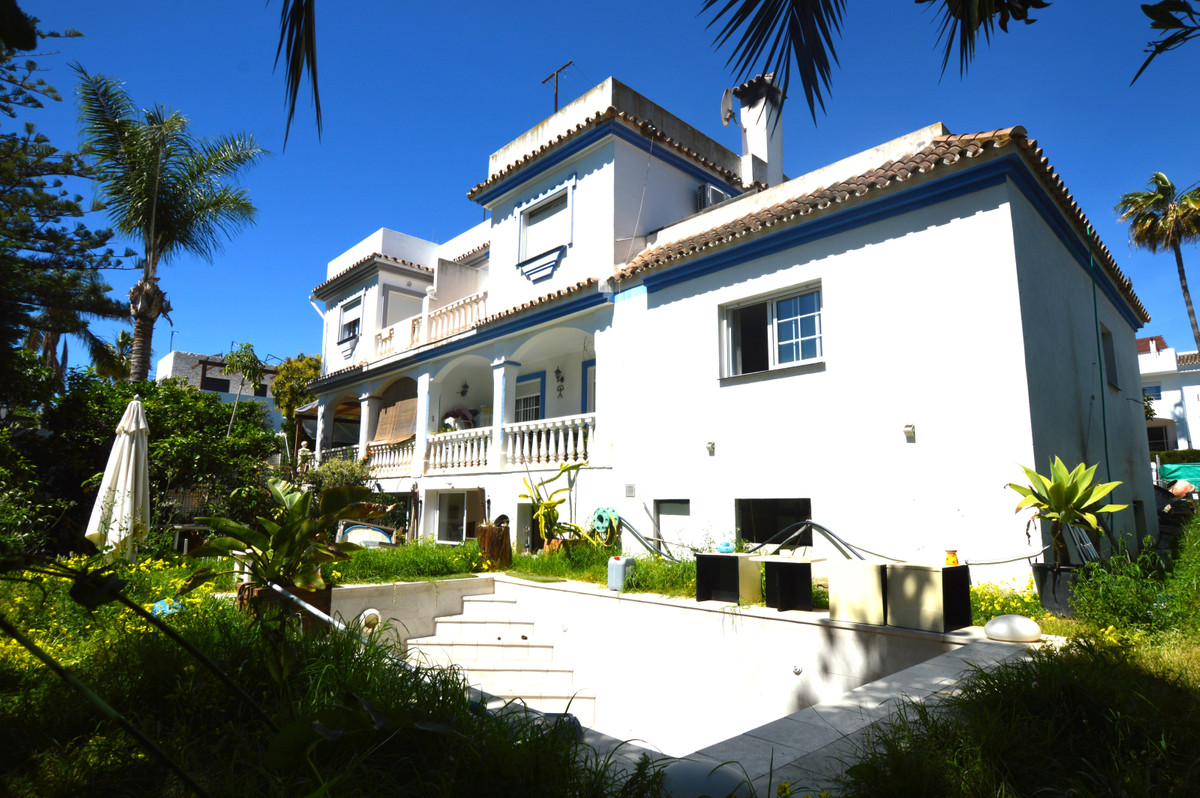 Maison Jumelée Mitoyenne à Costalita, Costa del Sol
