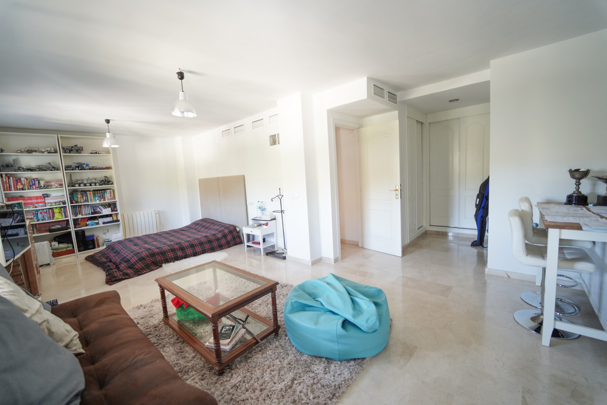 3 bedroom Villa For Sale in Campo Mijas, Málaga - thumb 39