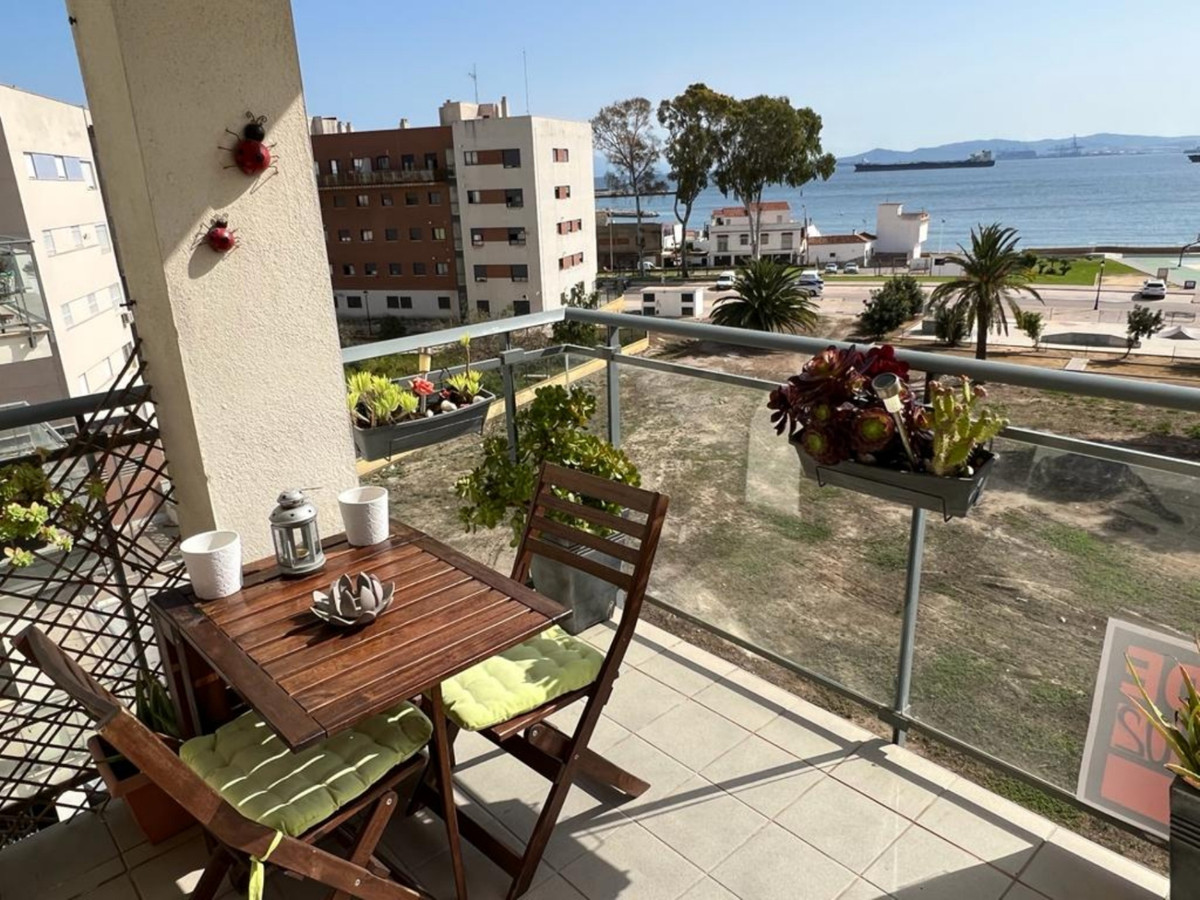 3 bed Apartment for sale in San Roque