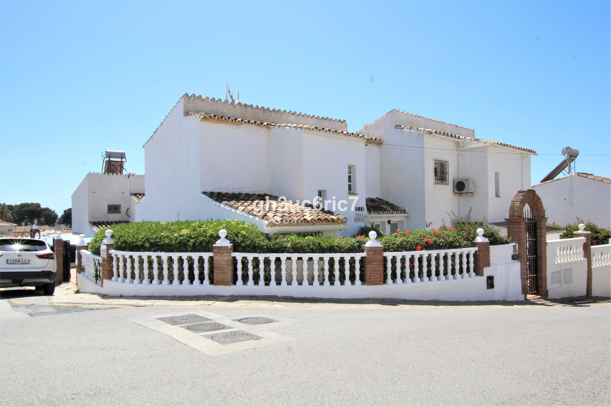 A fantastic corner townhouse, full of Andalusian charm and character, located in Calypso, Calahonda,, Spain