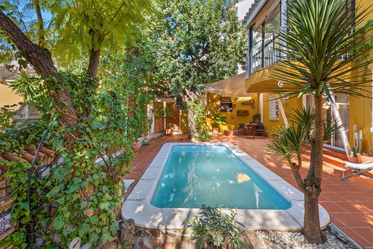 Villa te koop in Málaga R4646809