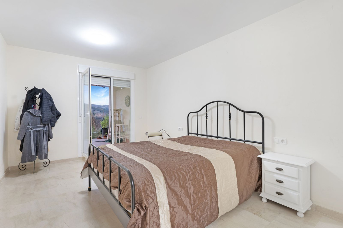 2 Bedroom Apartment for sale La Duquesa