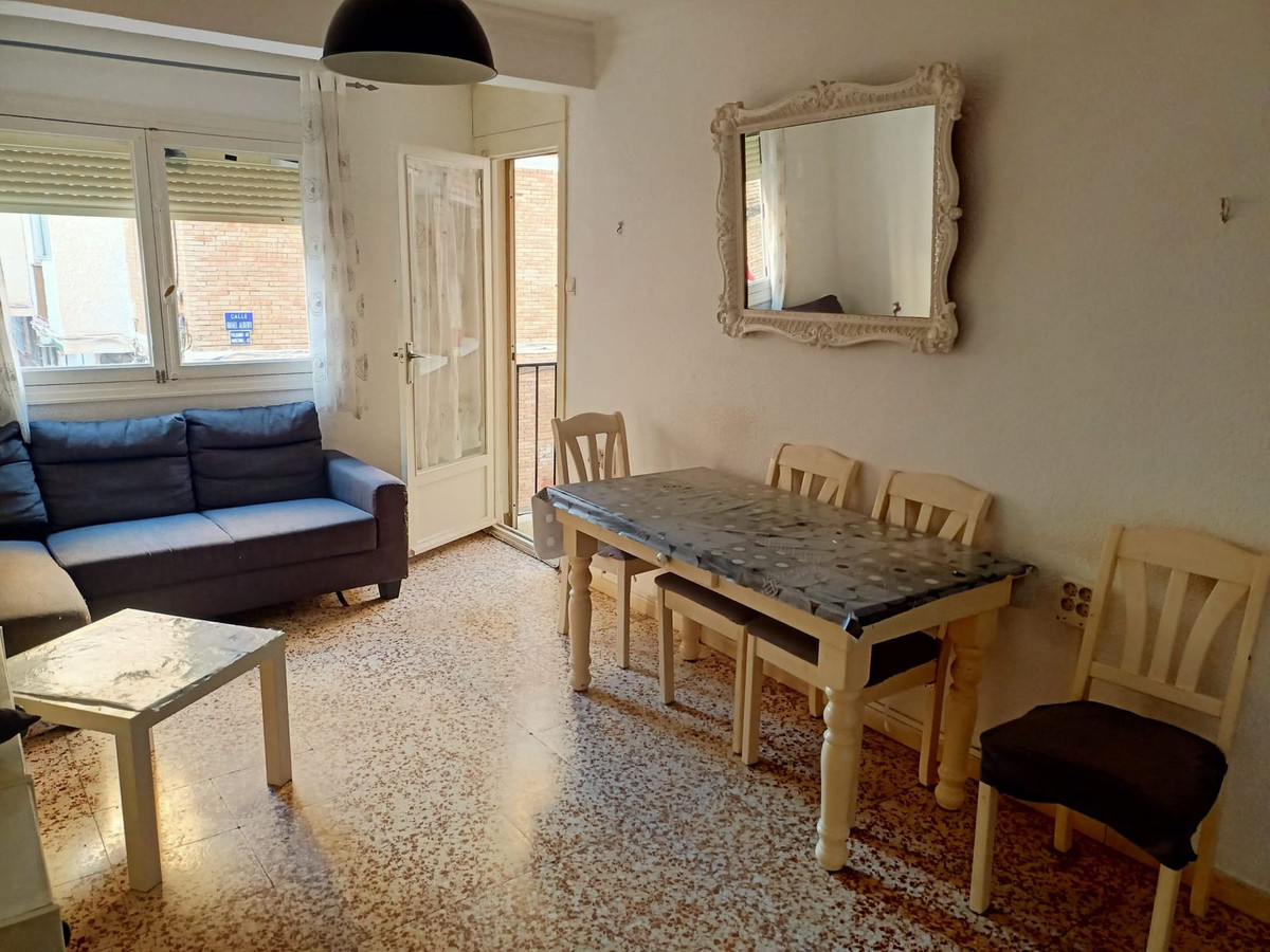 Middle Floor Apartment for sale in Málaga R4669765