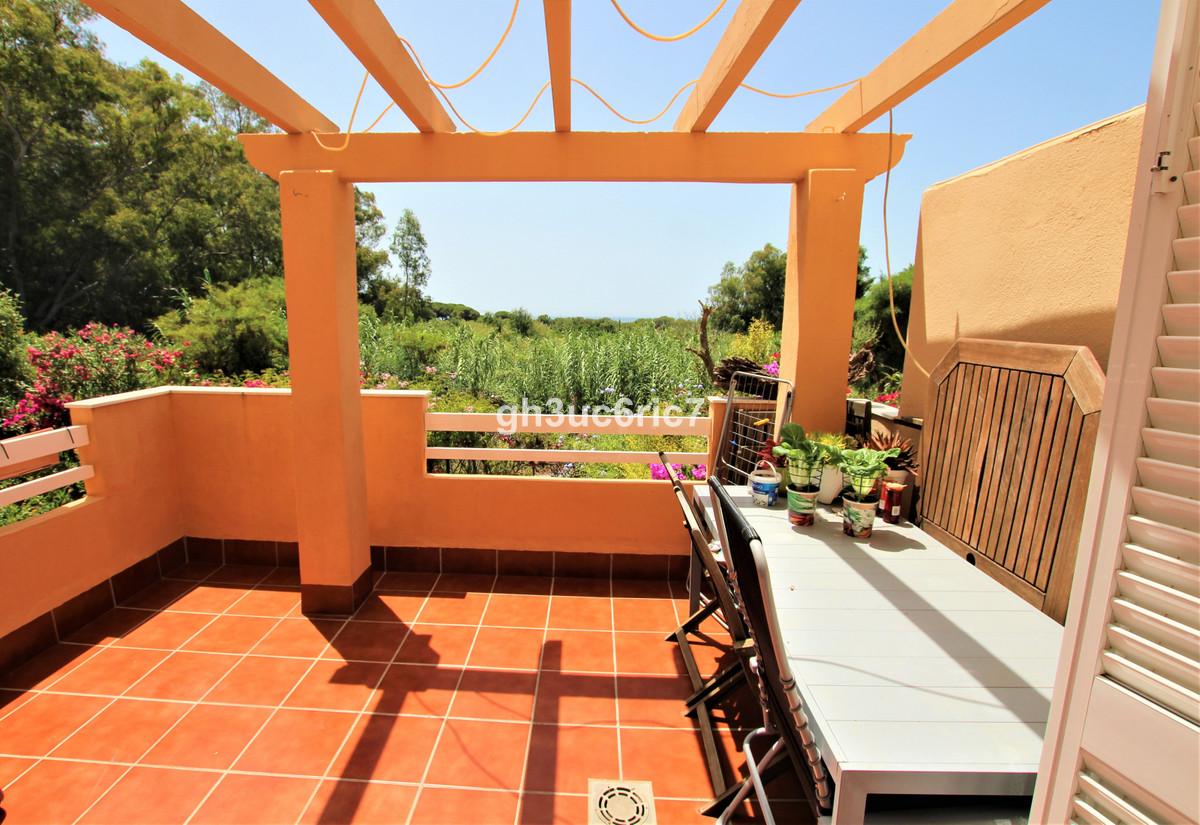 A lovely south facing three bedroom apartment, just a four minute walk to the beach in Carib Playa, , Spain