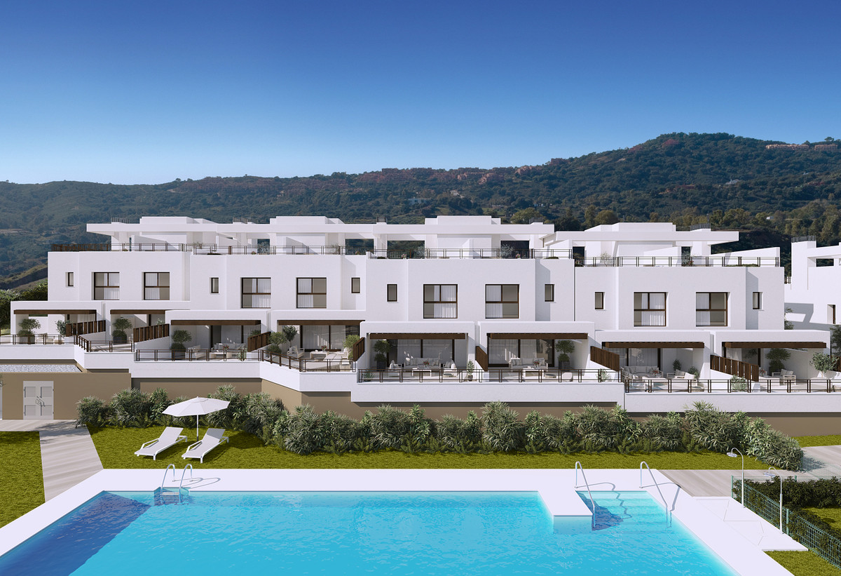 Townhouses for sale in Mijas R4319782