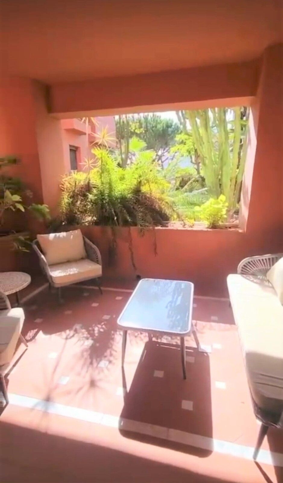 Ground Floor Apartment for sale in Marbella R4363312
