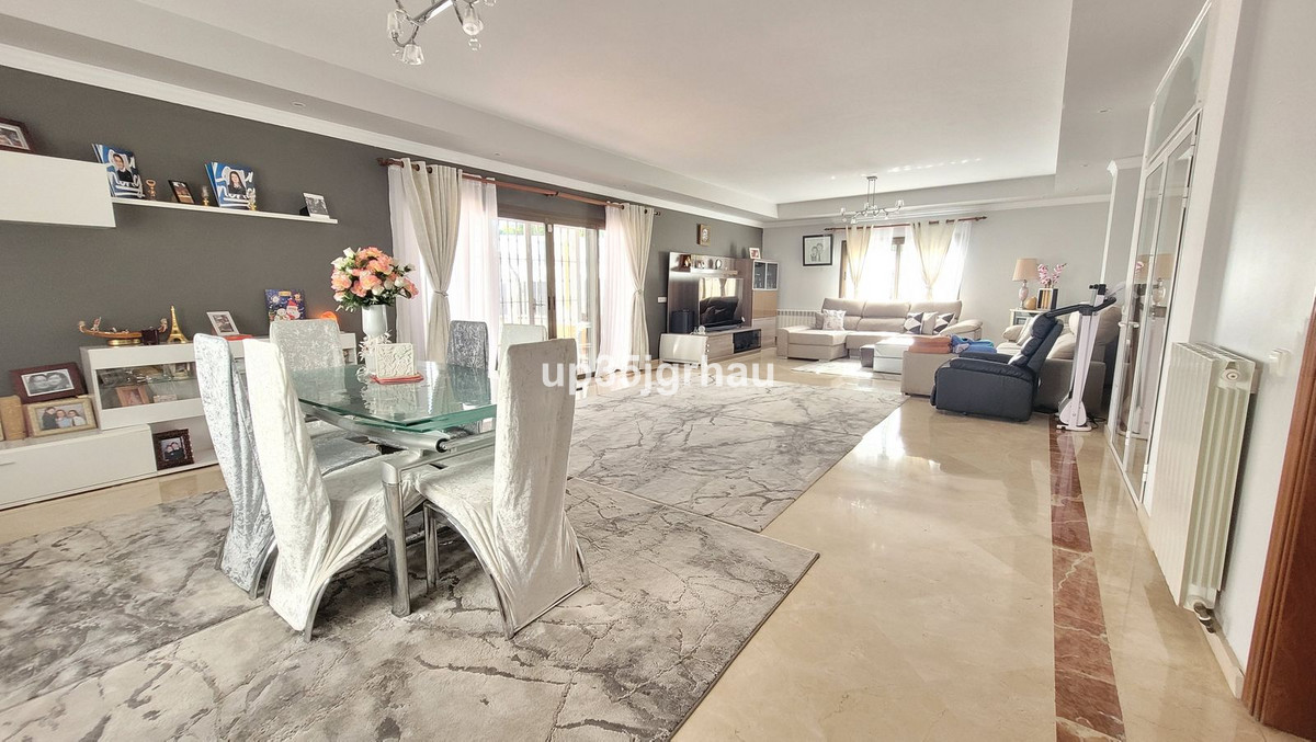 Villa Detached for sale in Bel Air, Costa del Sol