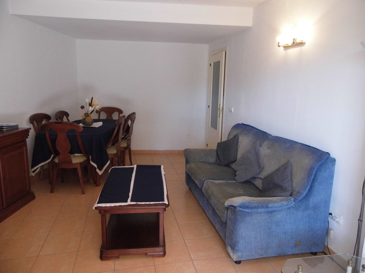 2 bedroom Apartment For Sale in Fuengirola, Málaga - thumb 5