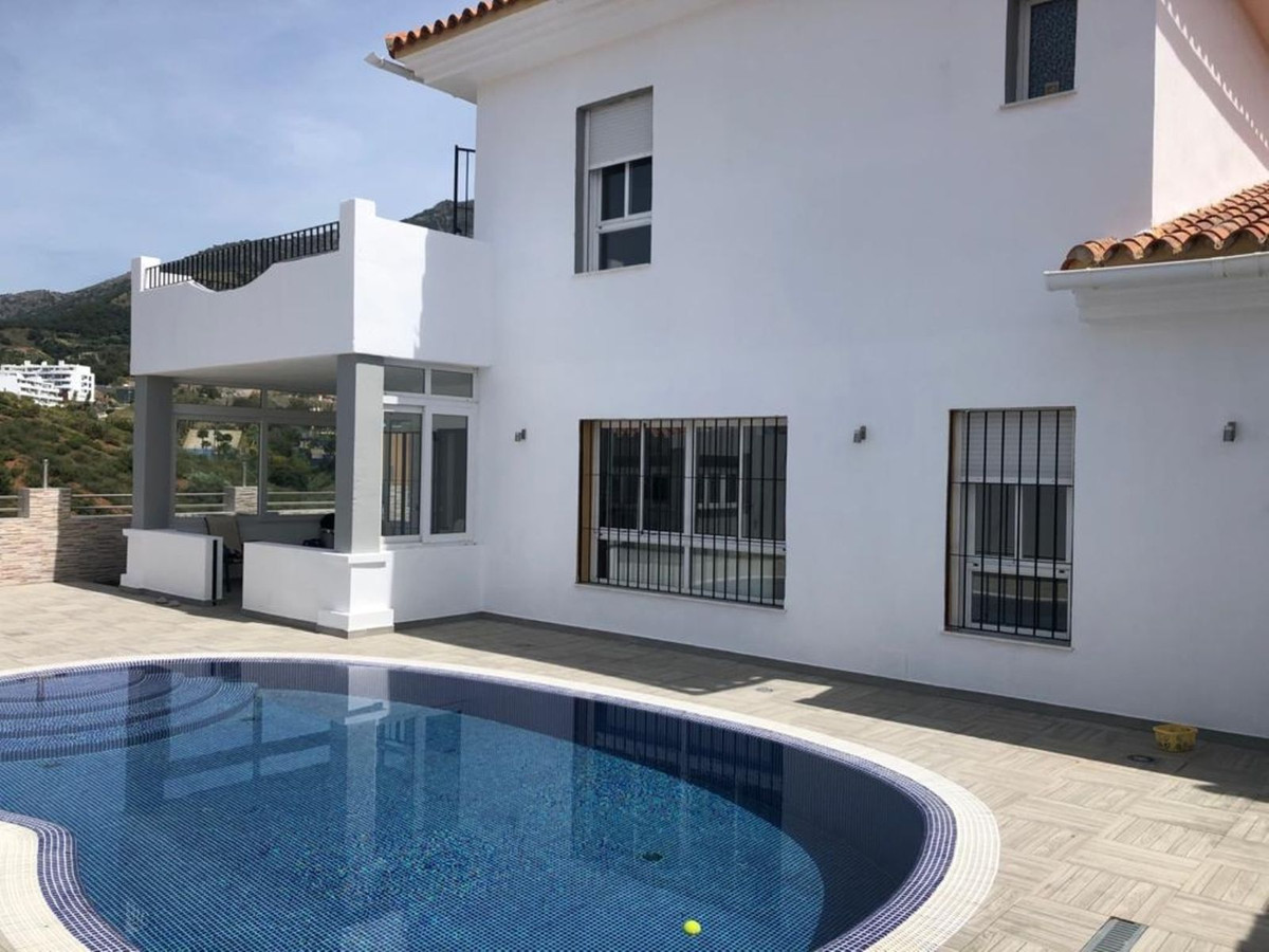 3 bedroom Villa For Sale in Fuengirola, Málaga - thumb 27