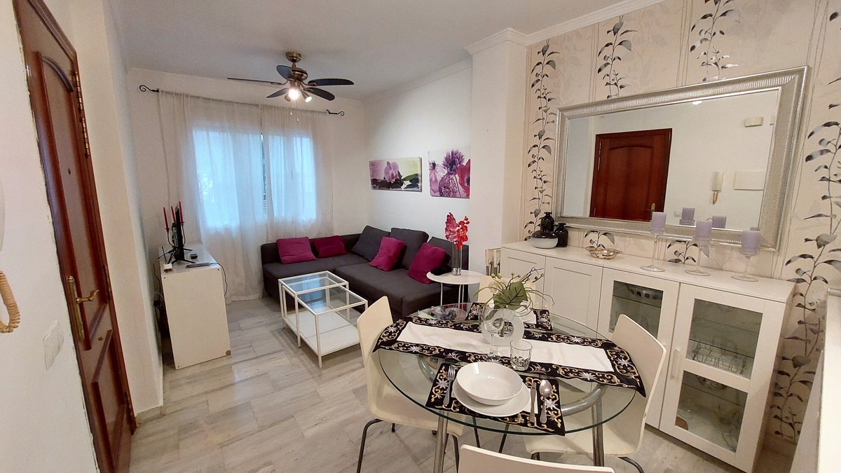 Fantastic apartment in the center of Fuengirola, 50 m from the beach. Very well located and close to, Spain