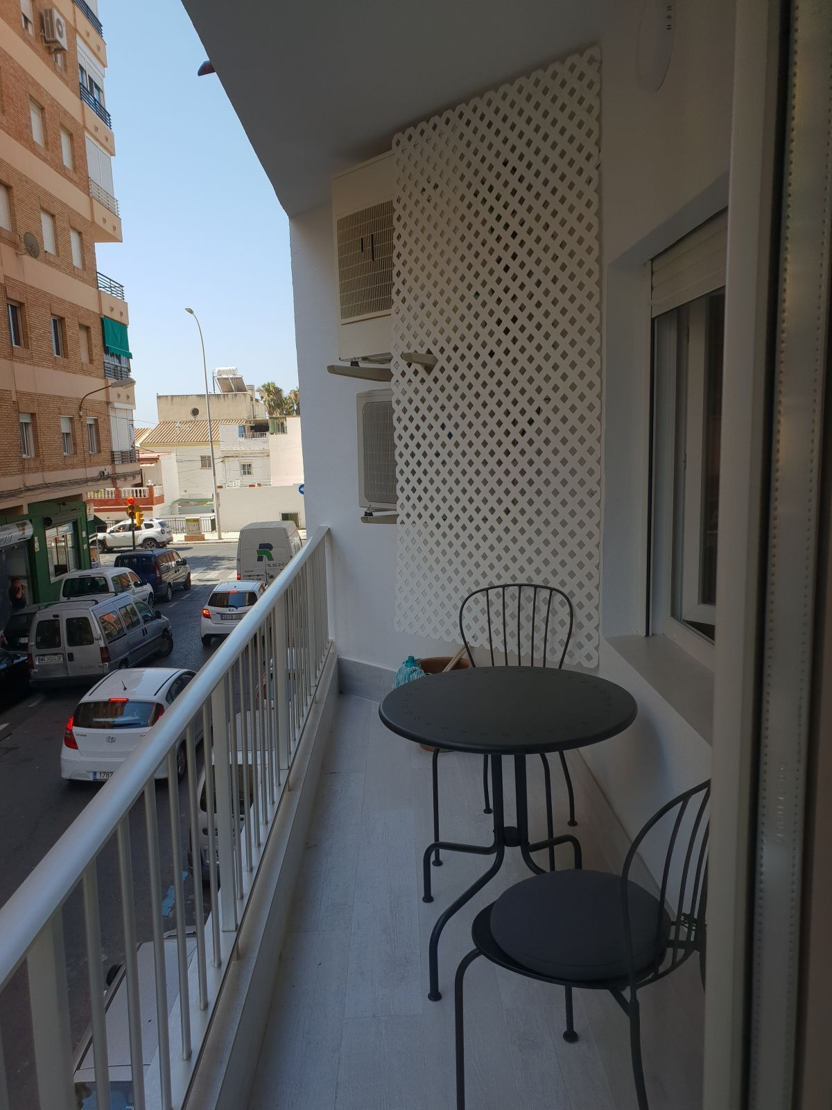 Middle Floor Apartment, Malaga East less 100m from the beach, Costa del Sol.
4 Bedrooms, 2 Bathrooms, Spain