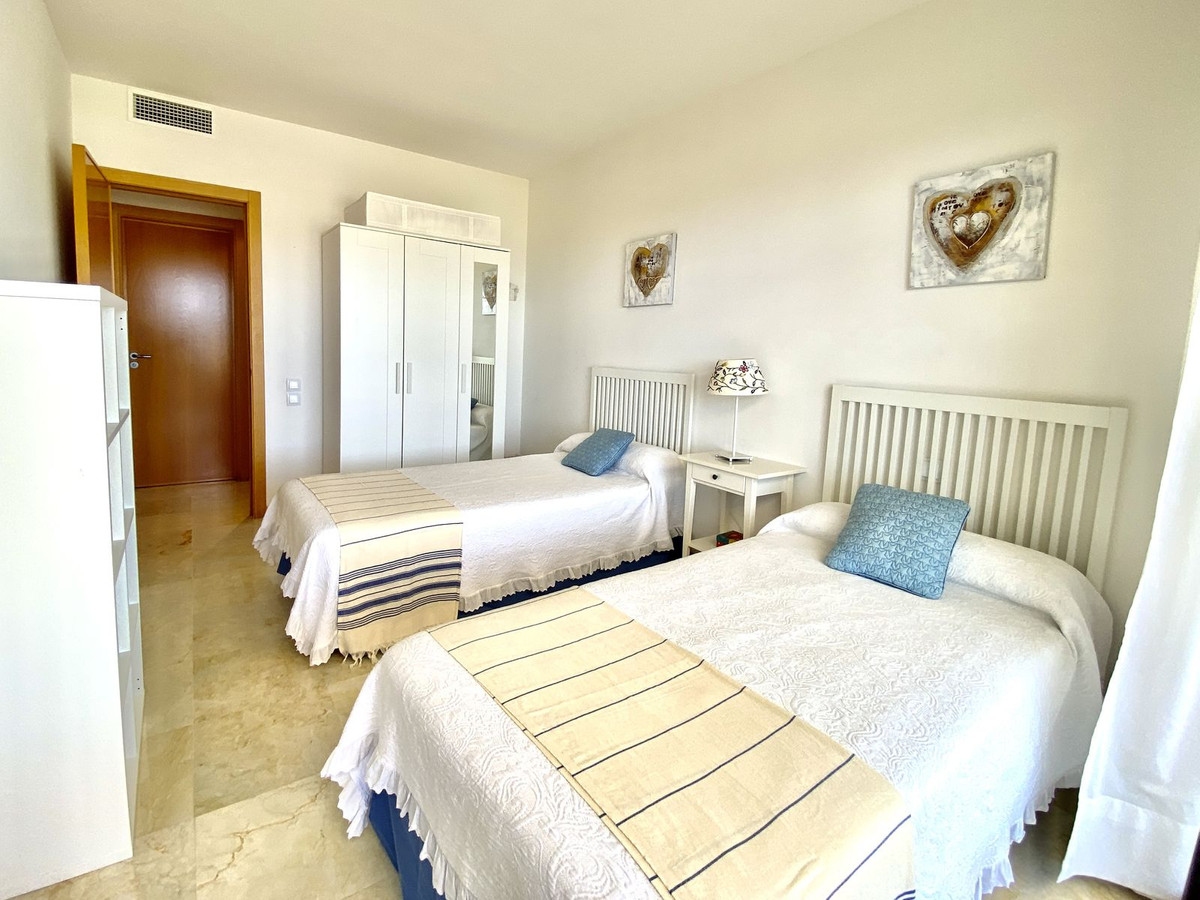 3 bedroom Apartment For Sale in Altos de los Monteros, Málaga - thumb 12