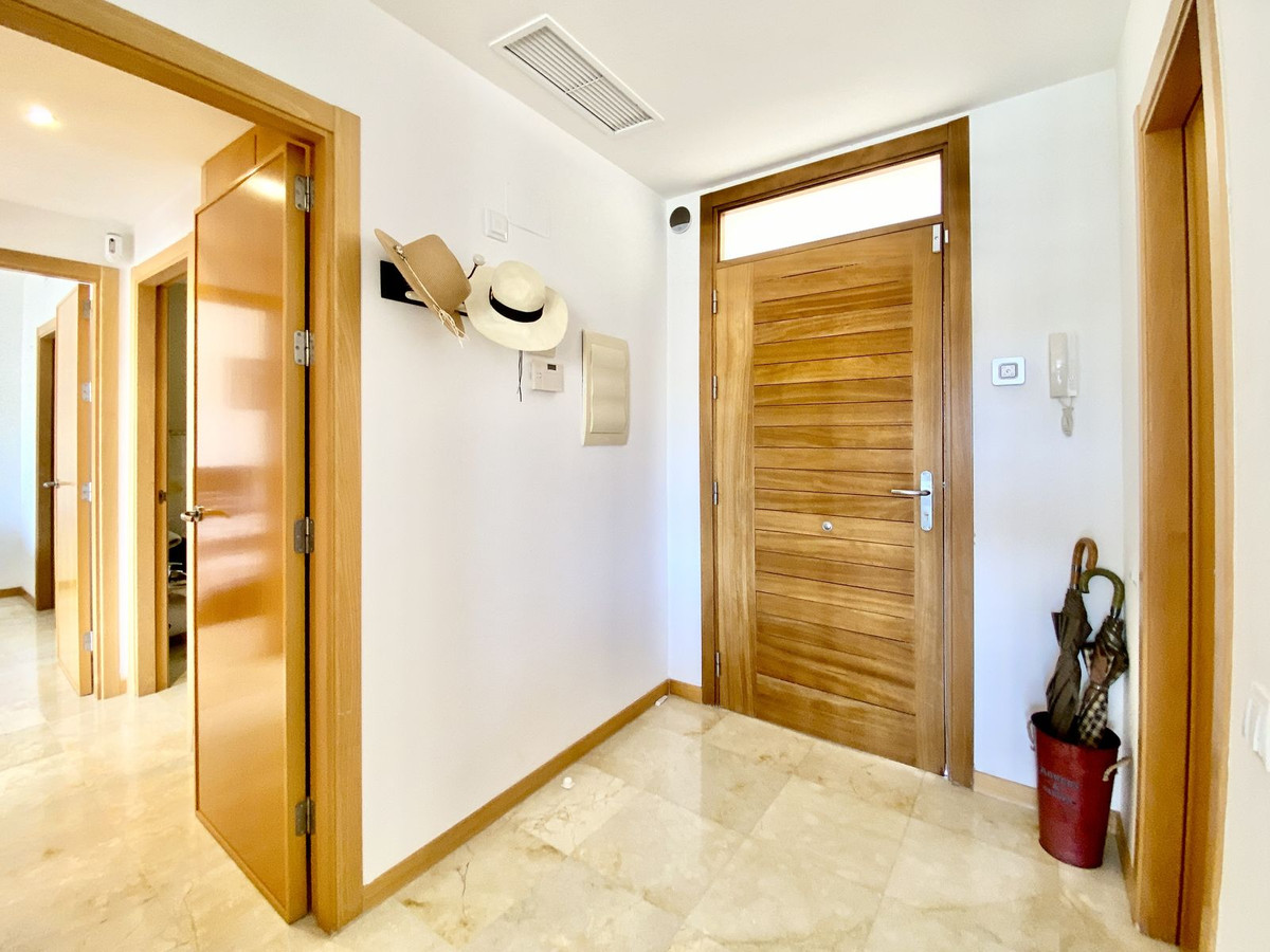 3 bedroom Apartment For Sale in Altos de los Monteros, Málaga - thumb 2