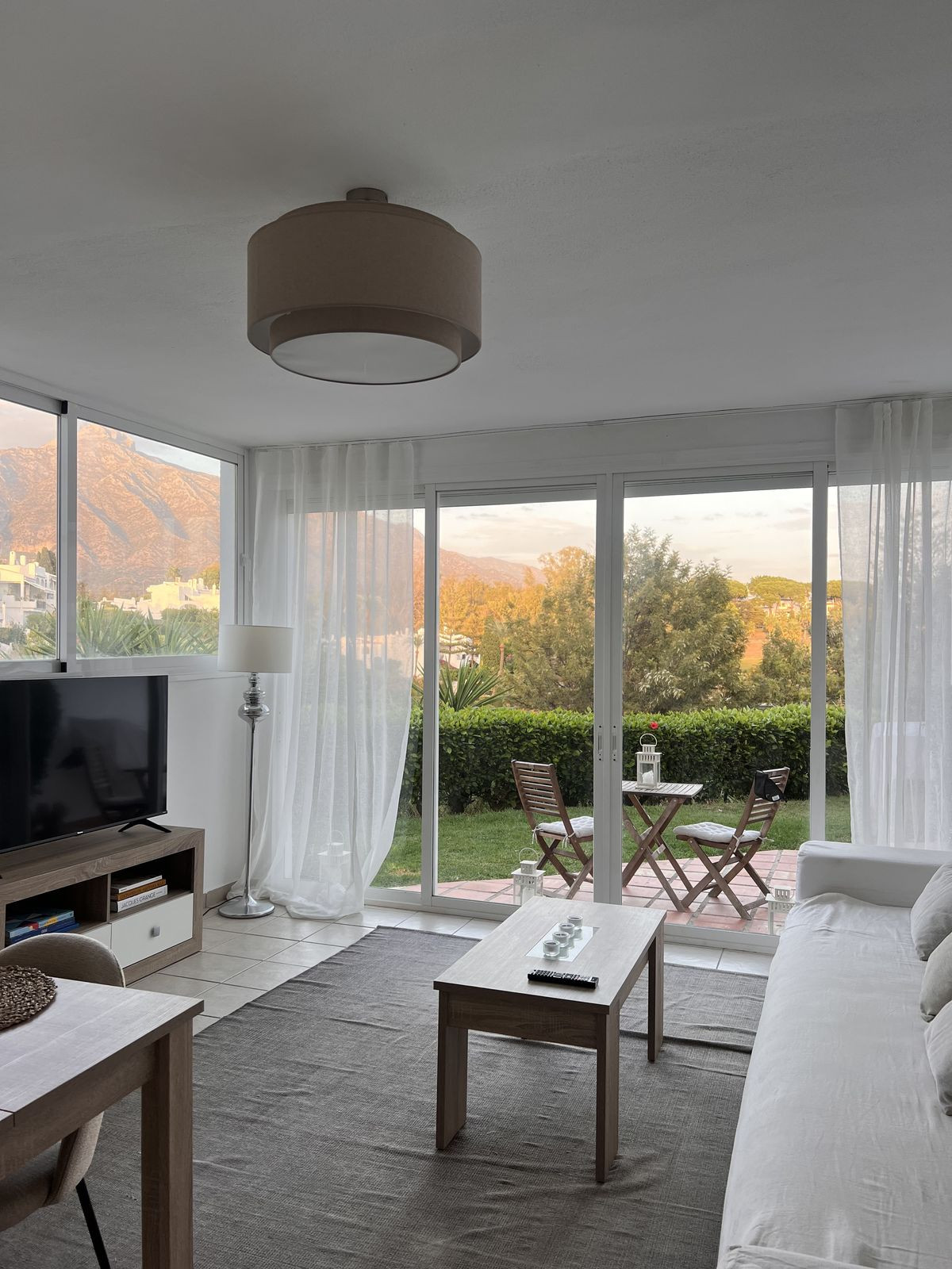 Apartamento Planta Baja en venta en Nueva Andalucía R4373374