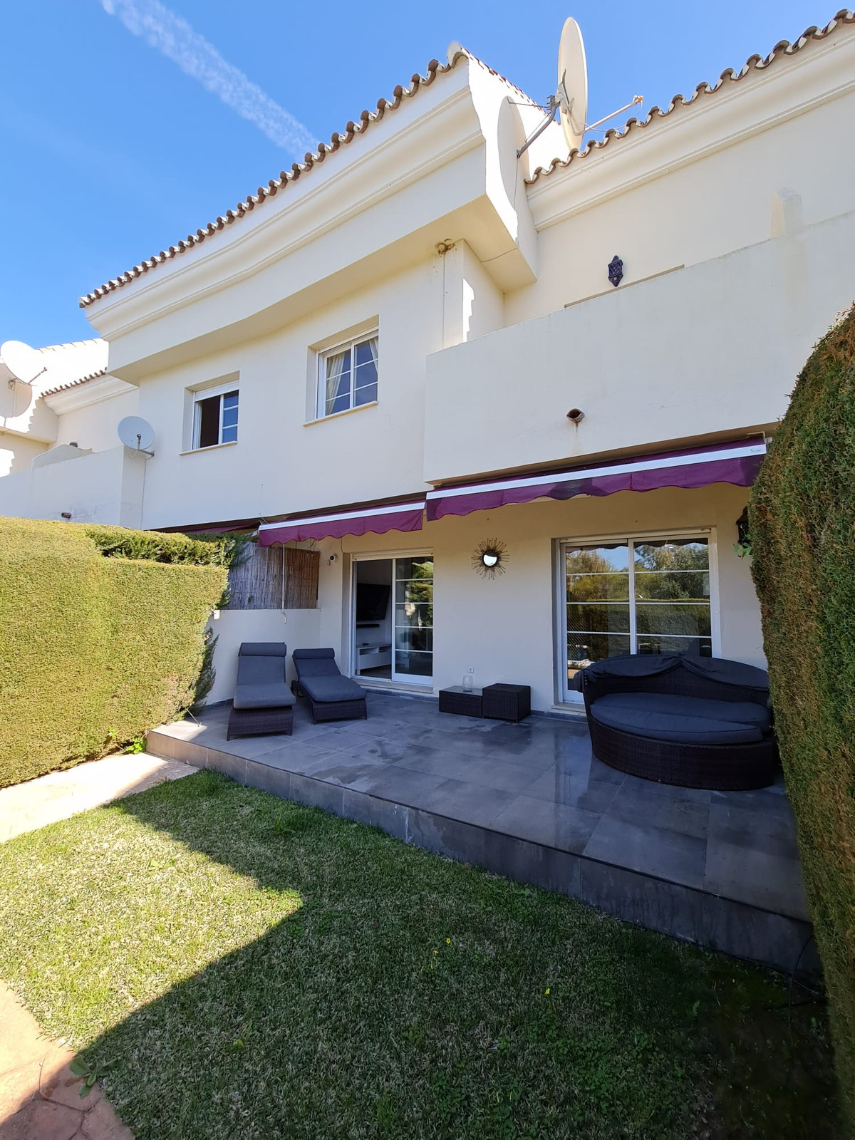 						Townhouse  Terraced
																					for rent
																			 in Marbella
					