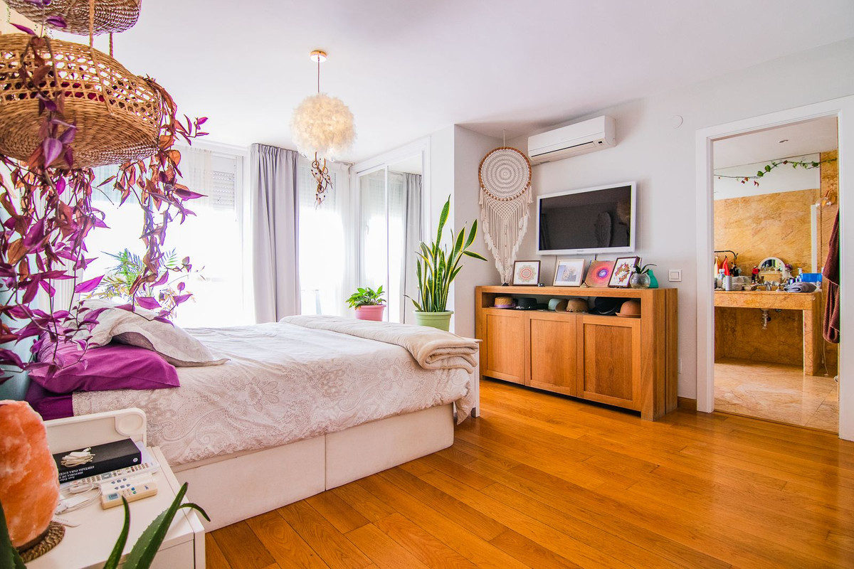 5 Dormitorio Apartamento en venta Benalmadena Costa