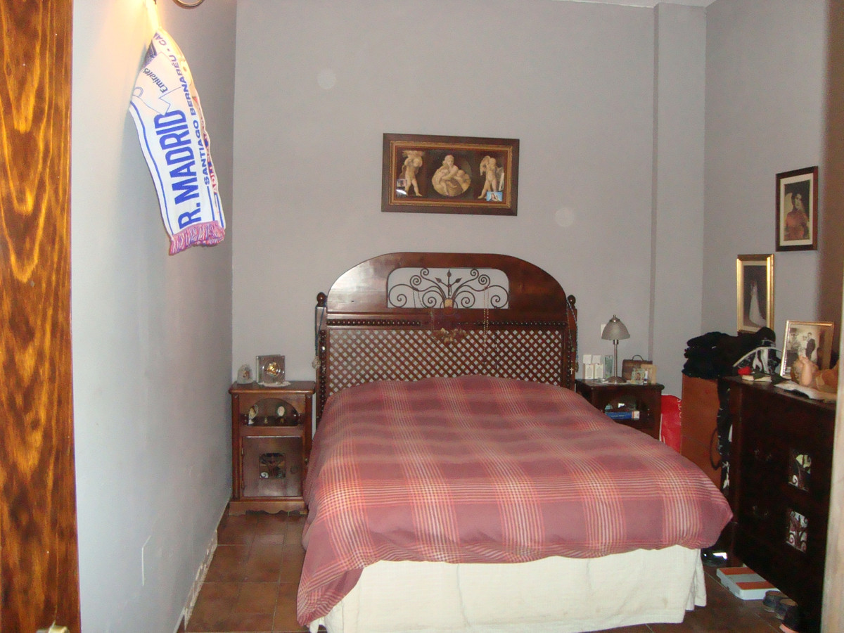 Villa con 2 Dormitorios en Venta Manilva