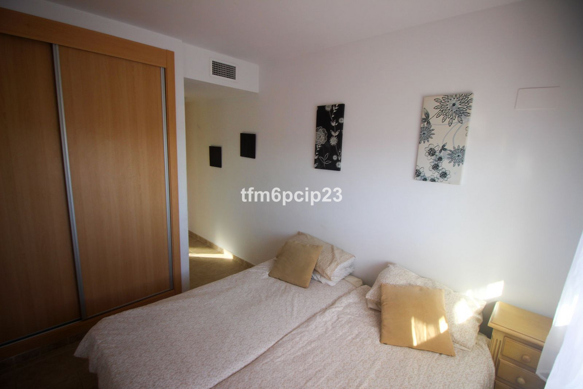 Appartement te koop in Casares Playa R4658824