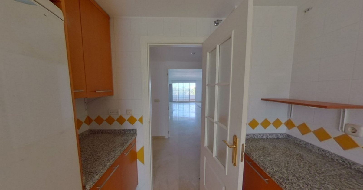 Appartement te koop in Río Real R4688506