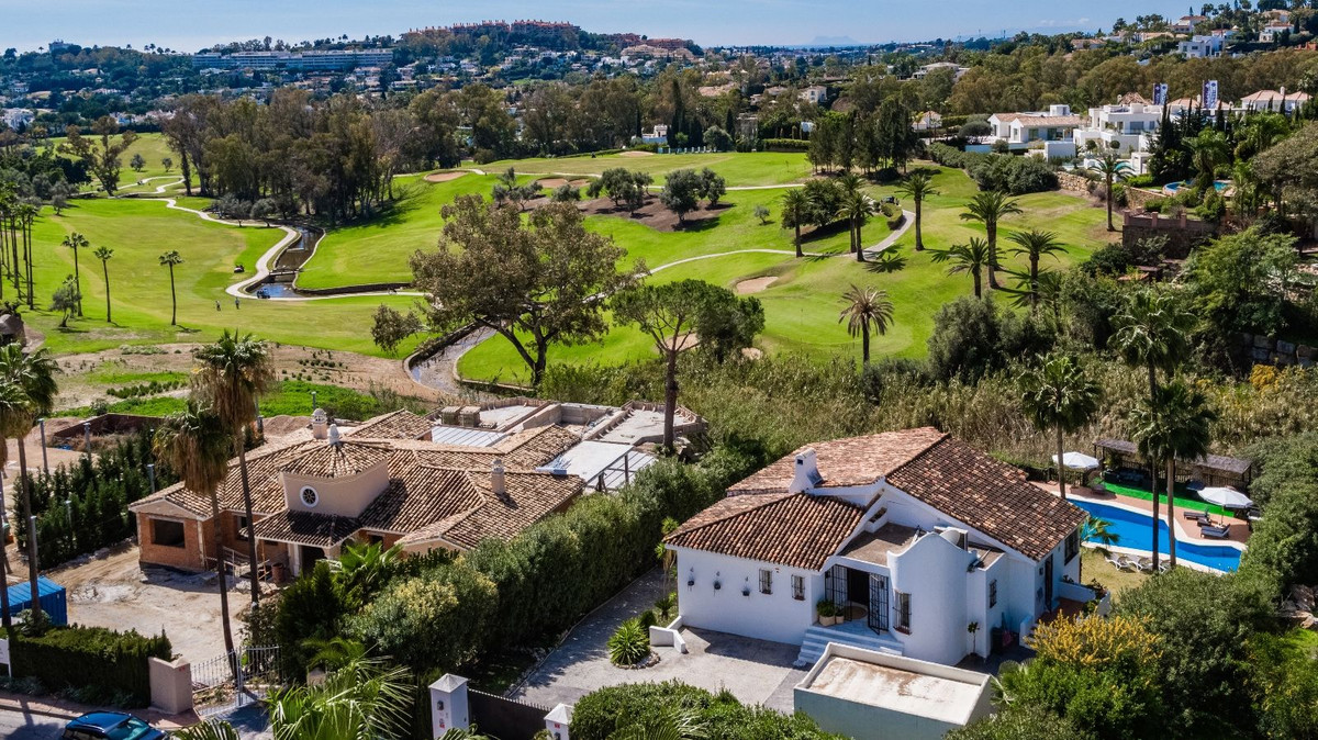 Villa te koop in Nueva Andalucía R4660837