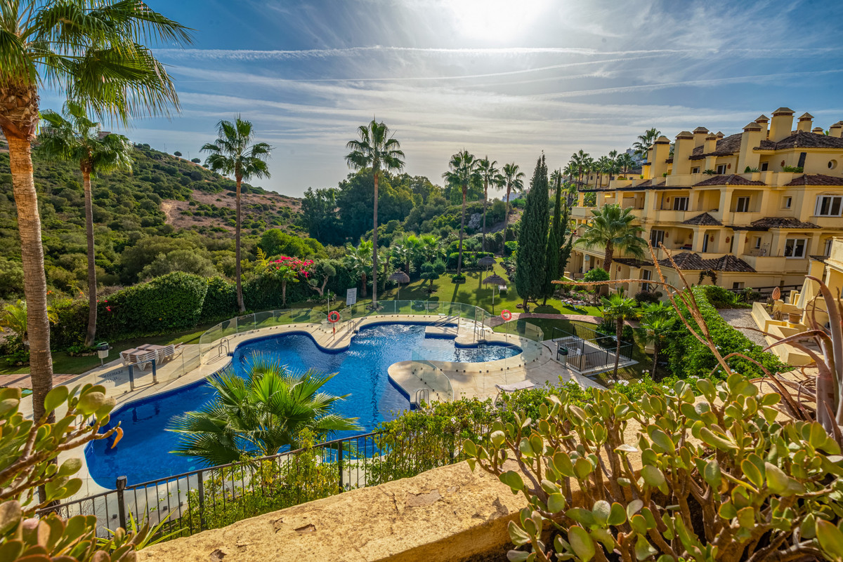 Bright, first floor apartment with views of the gardens and pool with three large en-suite bedrooms , Spain
