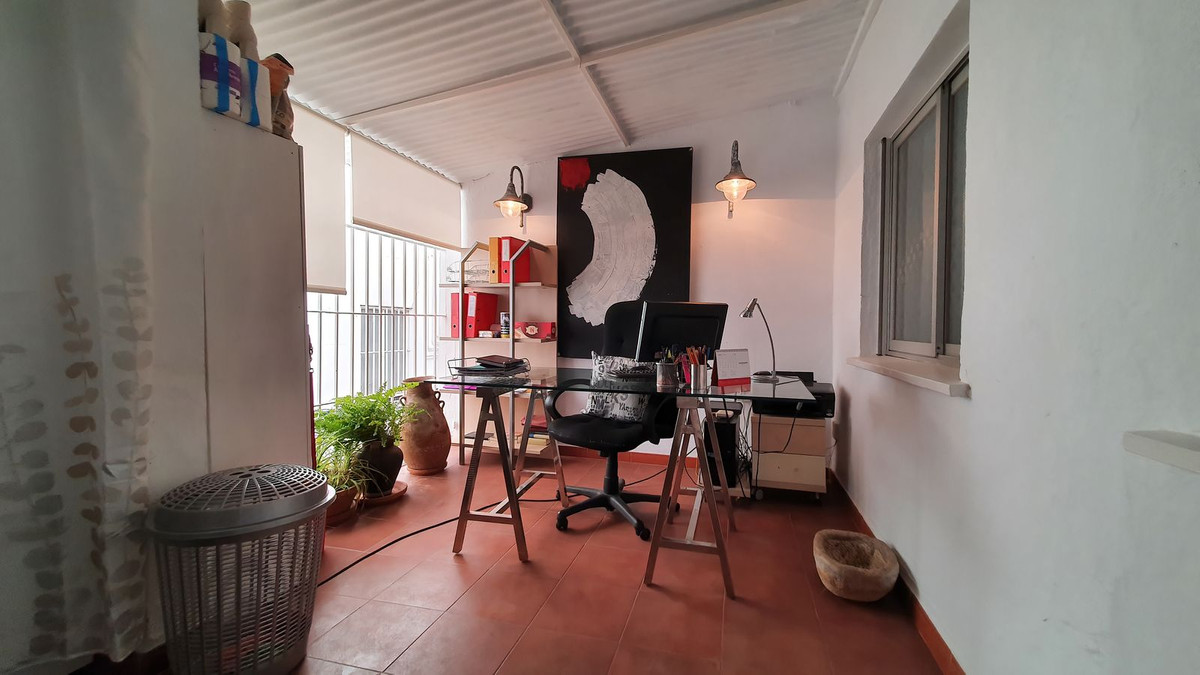 						Apartamento  Planta Baja
													en venta 
																			 en Alhaurín el Grande
					