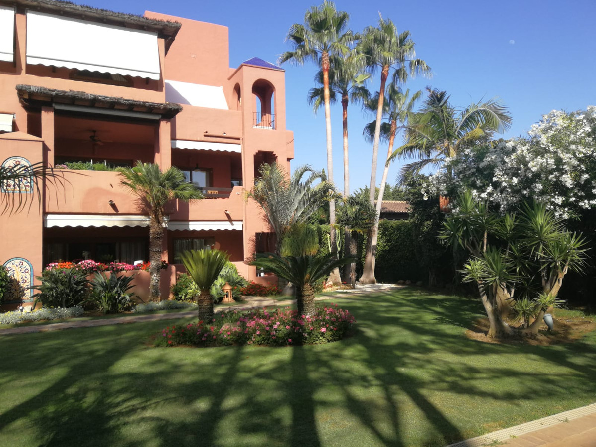 						Appartement  Penthouse
													en vente 
																			 à Guadalmina Baja
					