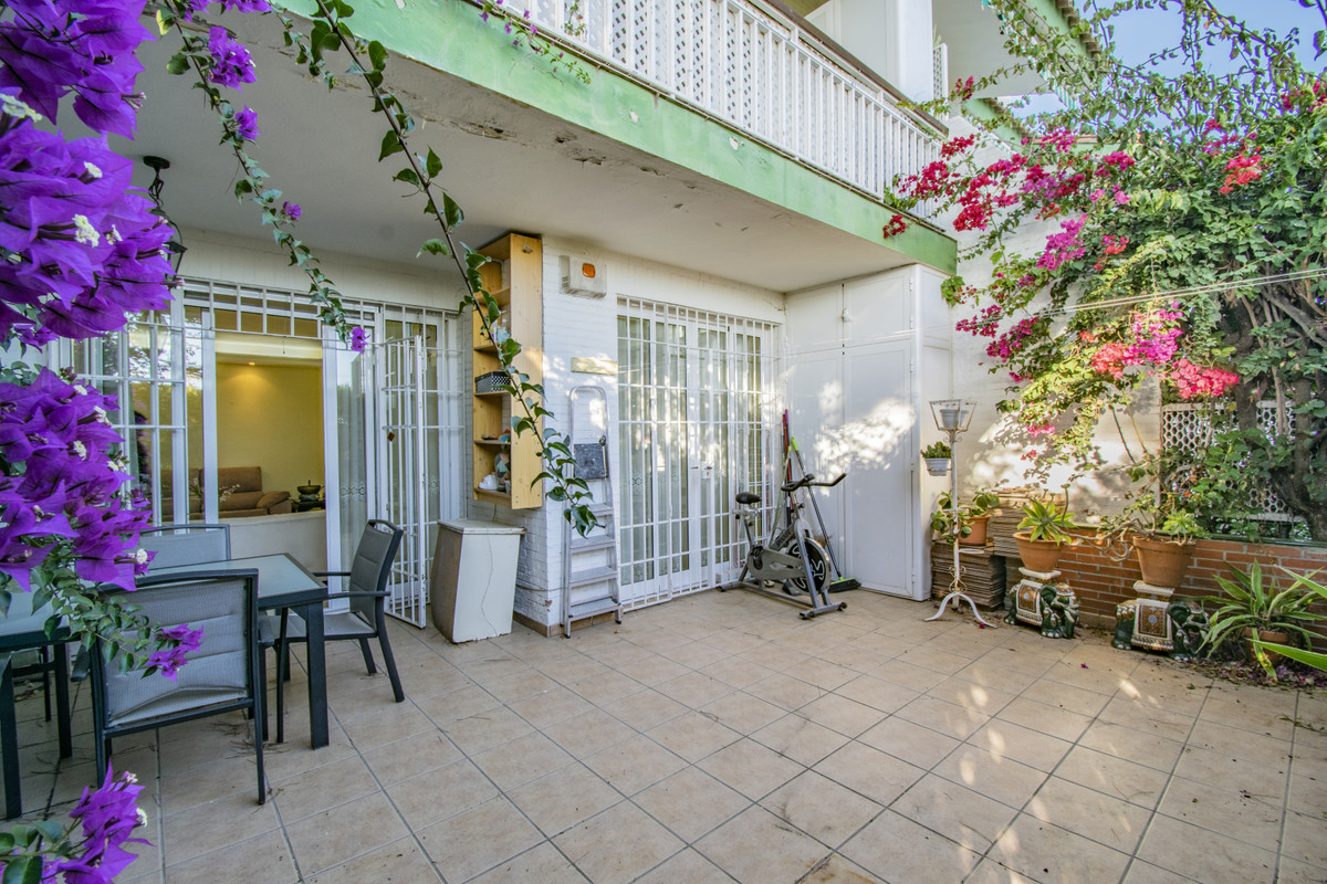 Ground Floor Apartment for sale in Nagüeles, Costa del Sol