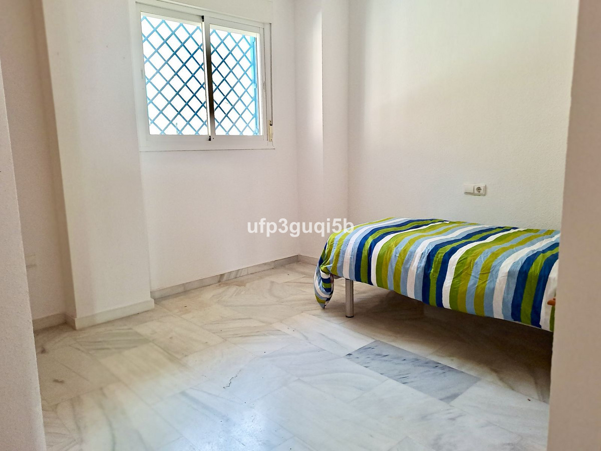 2 bedroom Apartment For Sale in Benalmadena Pueblo, Málaga - thumb 13