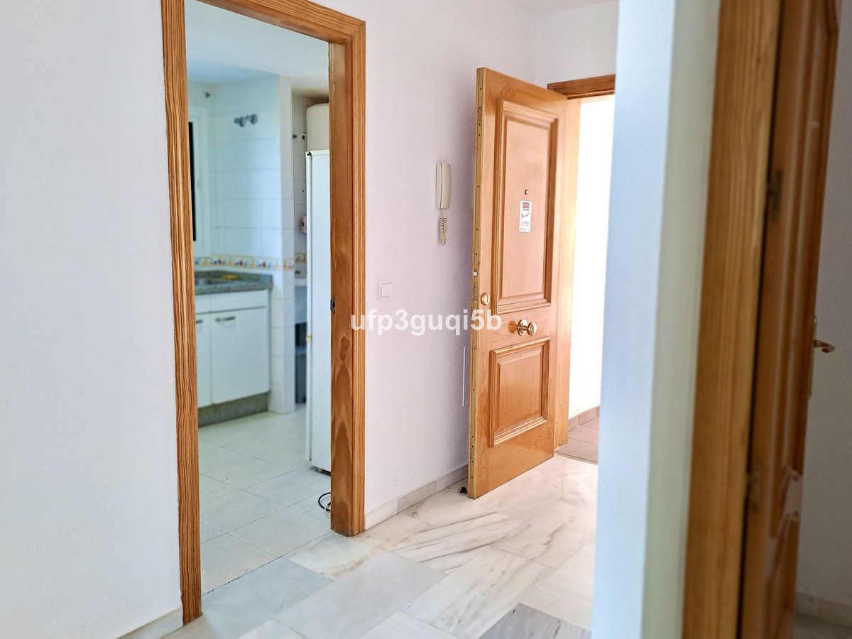 2 bedroom Apartment For Sale in Benalmadena Pueblo, Málaga - thumb 16
