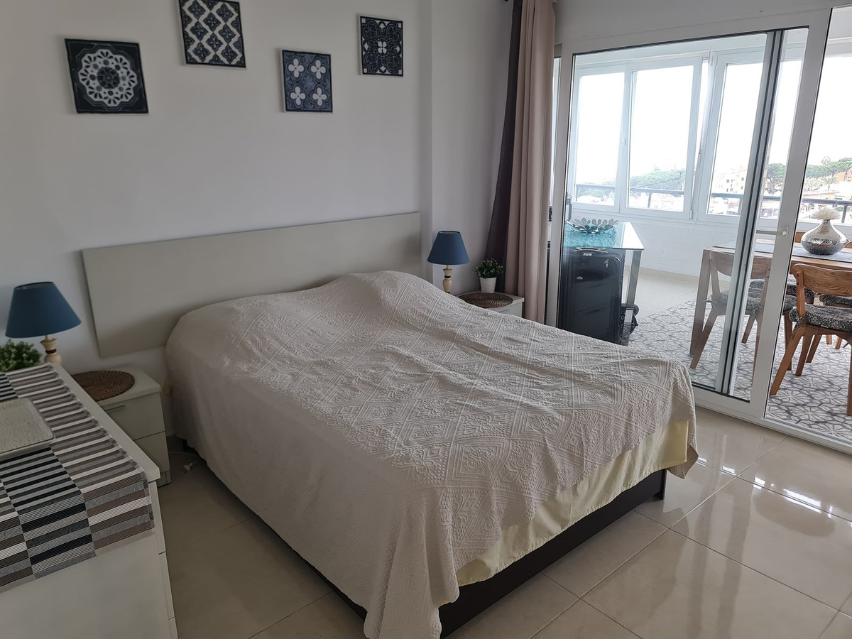 1 bedroom Apartment For Sale in Calypso, Málaga - thumb 5