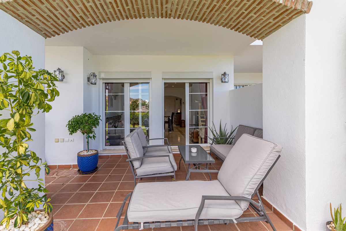 2 bed Property For Sale in Los Arqueros, Costa del Sol - thumb 4
