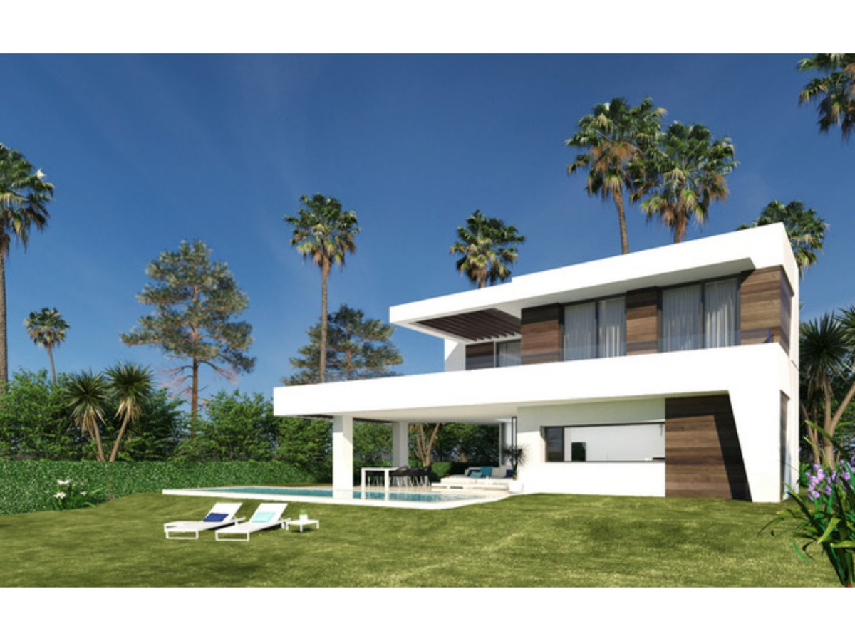 Contemporary and sleek detached villas in the New Golden Mile