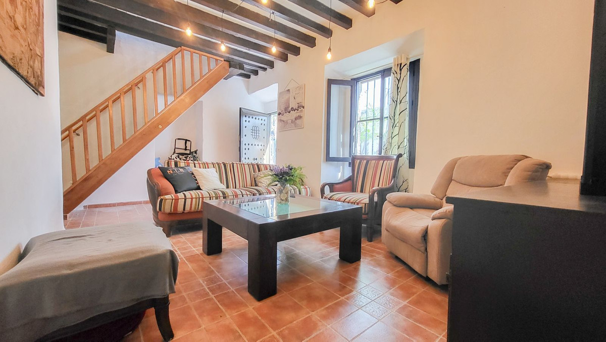 Villa te koop in Estepona R4615081