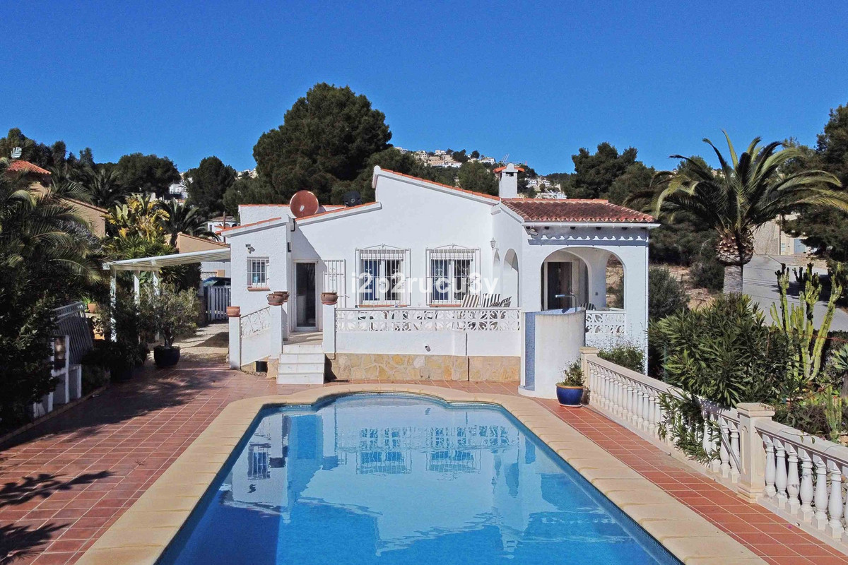 Typical traditional Spanish villa for sale in the popular area of San Jaime, Benissa. Next to the go, Spain