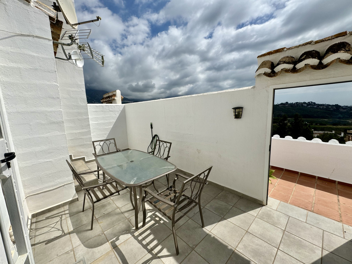1 Bedroom Townhouse For Sale Fuengirola, Costa del Sol - HP4711057