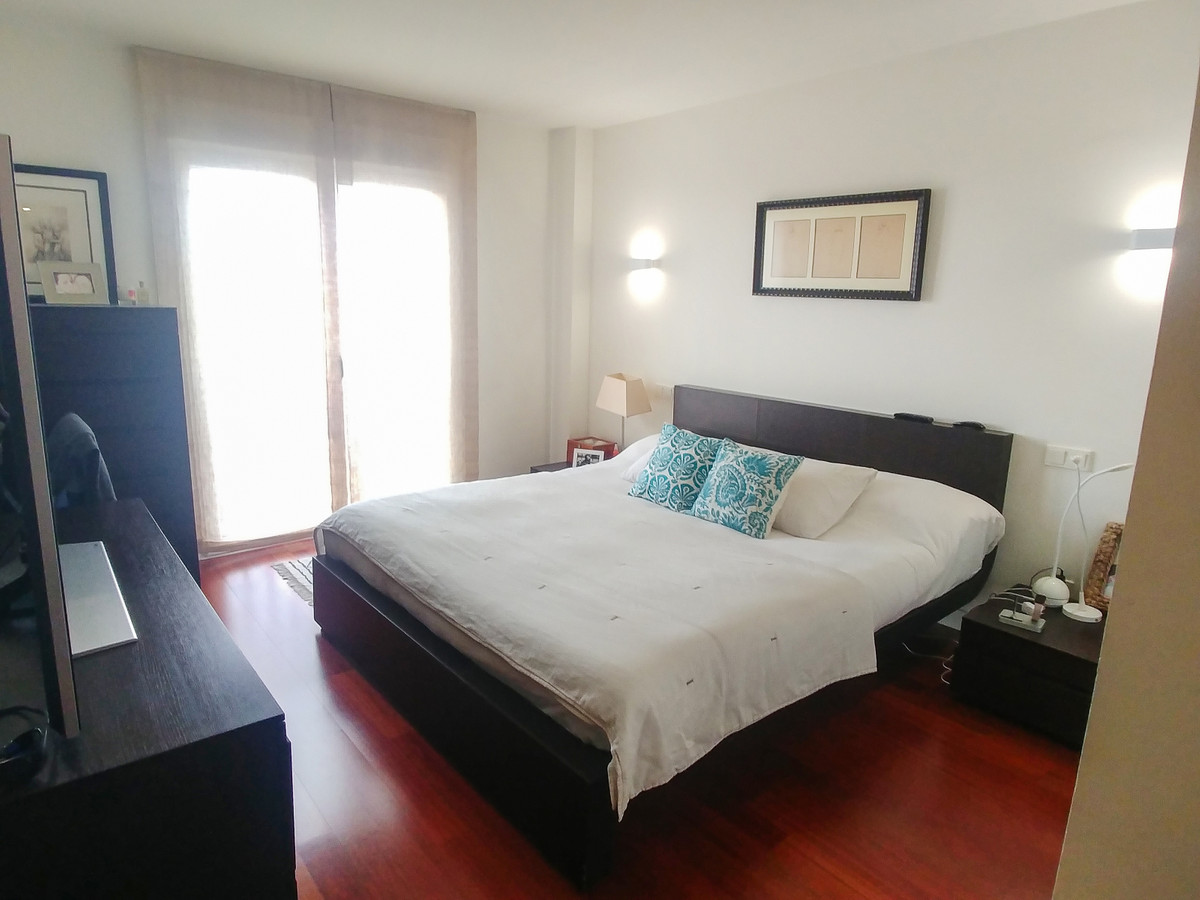 Apartment Penthouse in Las Chapas, Costa del Sol
