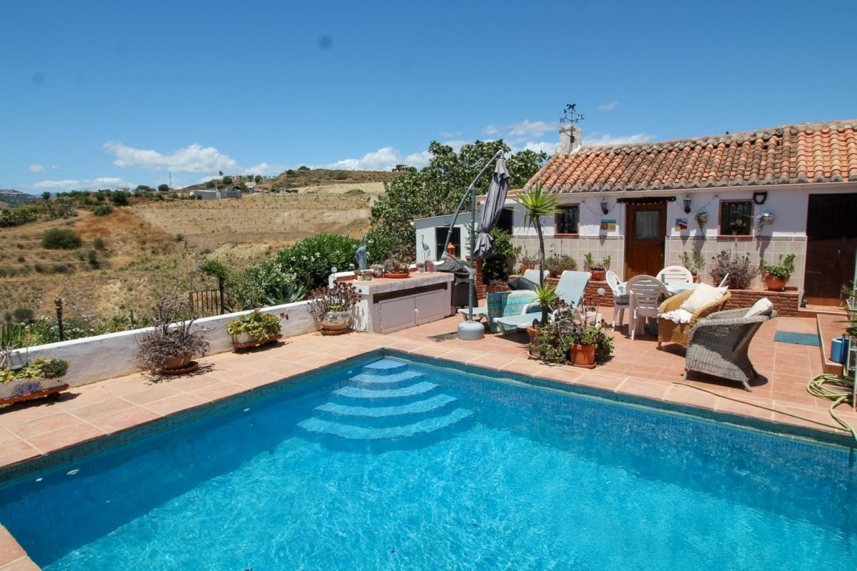 2 Bedroom Detached Villa For Sale La Cala, Costa del Sol - HP4098136