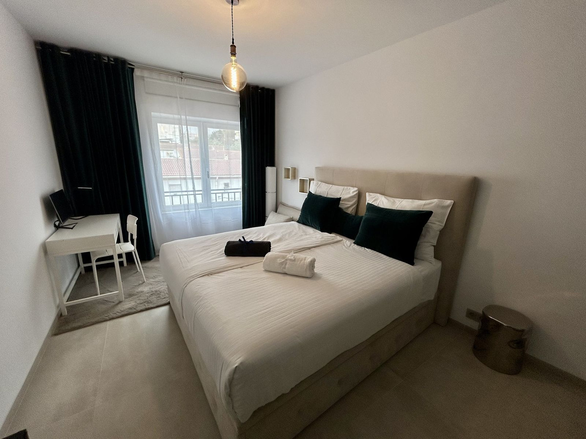 3 Bedroom Middle Floor Apartment For Sale Marbella, Costa del Sol - HP4683994