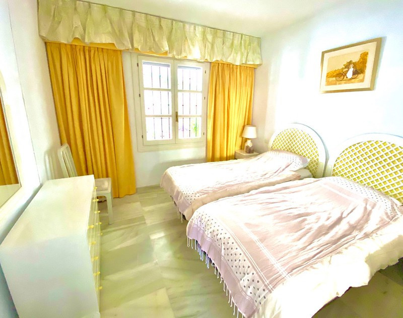 3 bed Property For Sale in Benahavís, Costa del Sol - thumb 10